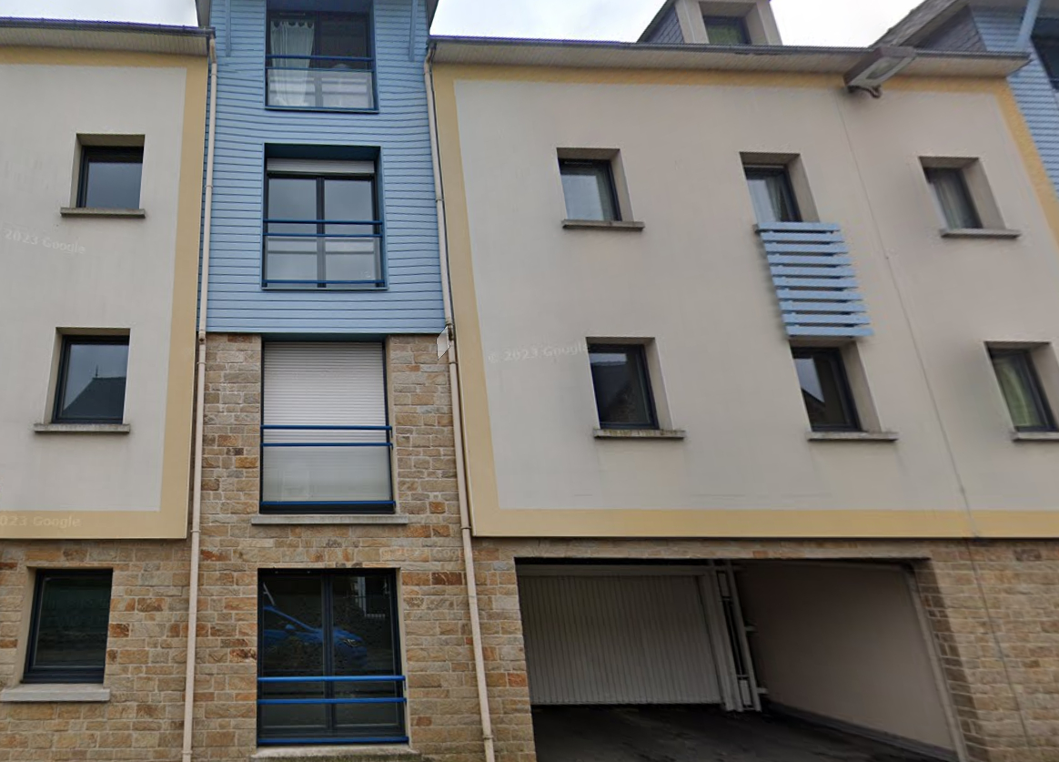 Agence immobilière de Le Poirier Immobilier - Le Poirier Immobilier LAMBALLE