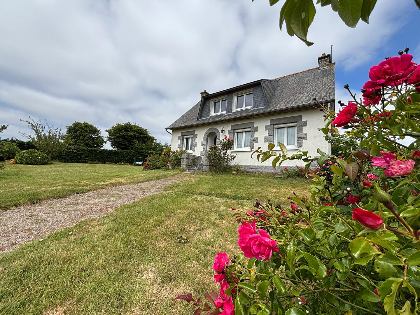 Agence immobilière de Le Poirier Immobilier - Le Poirier Immobilier LAMBALLE