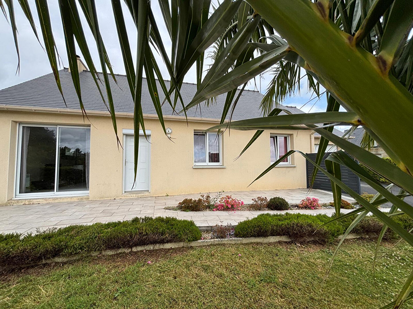Agence immobilière de Le Poirier Immobilier - Le Poirier Immobilier LAMBALLE