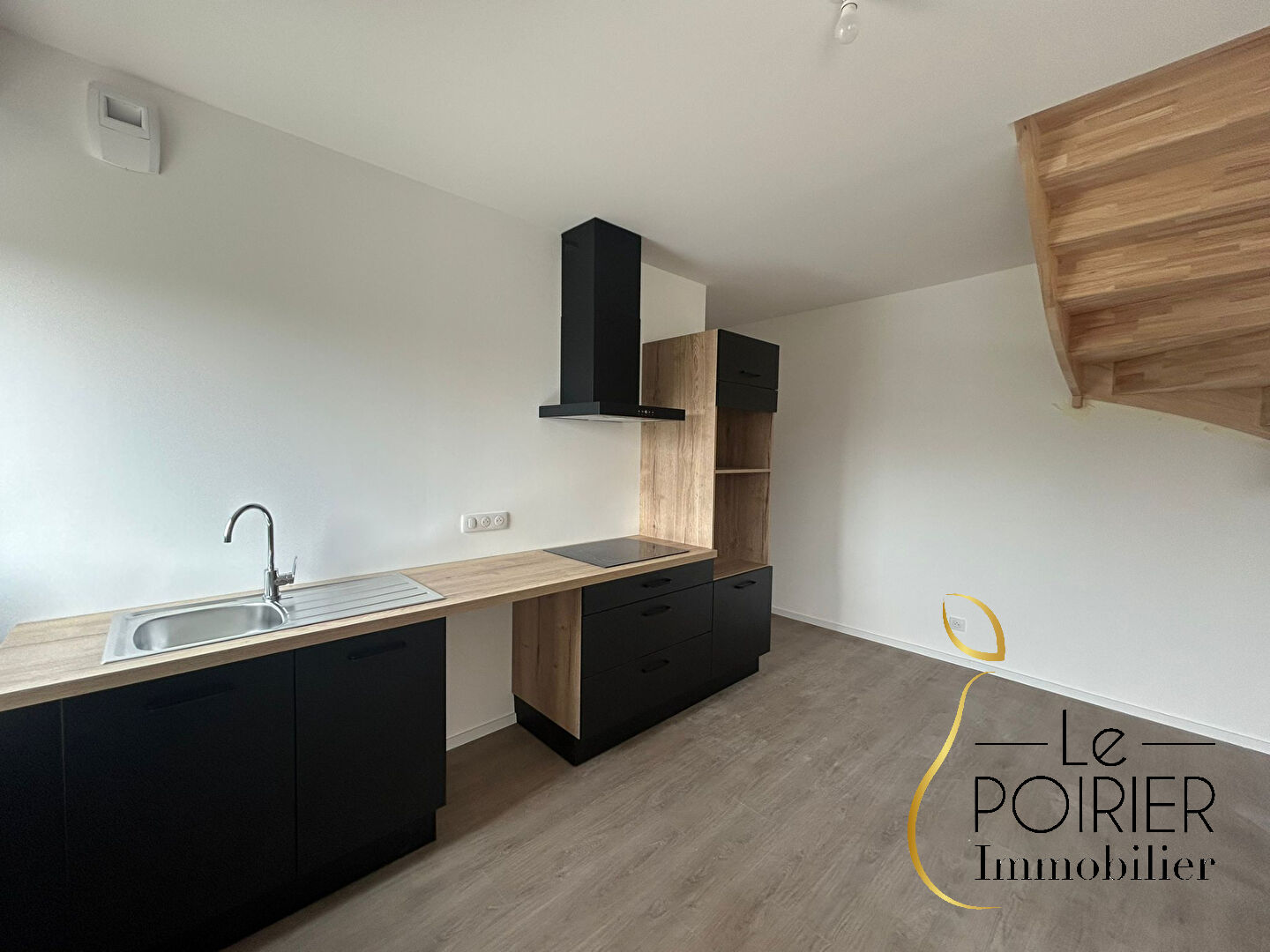 Agence immobilière de Le Poirier Immobilier - Le Poirier Immobilier LAMBALLE