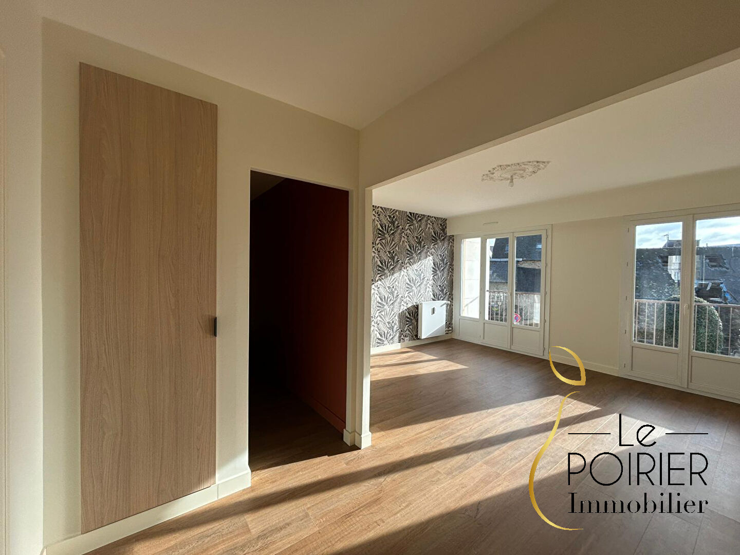 Photo LAMBALLE image 3/6