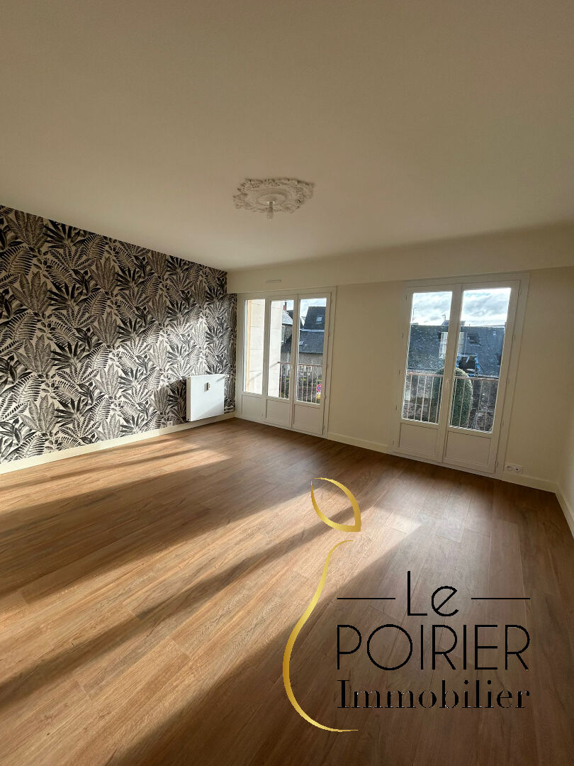 Photo LAMBALLE image 4/6