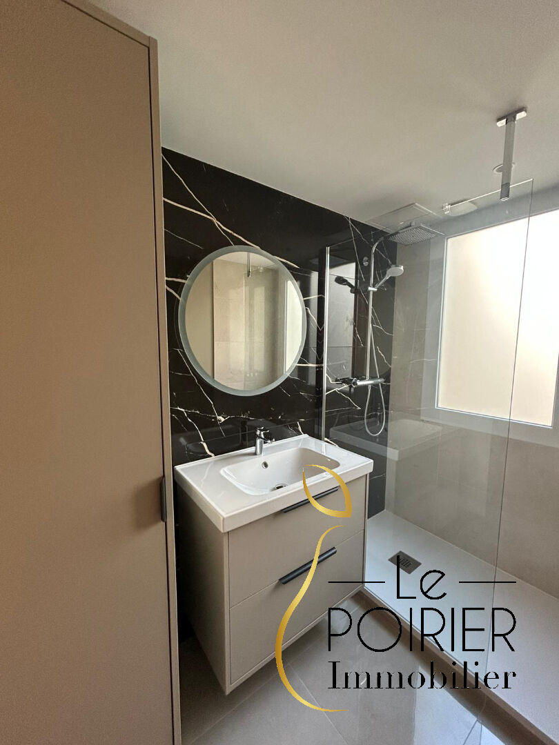 Photo LAMBALLE image 6/6