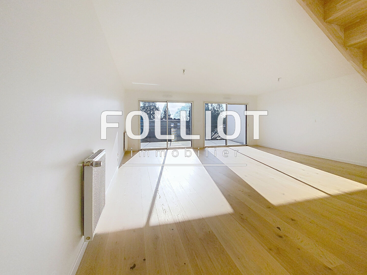 Photo FOUGERES CENTRE, APPT  T5 DUPLEX NEUF 135.50 m² image 5/6