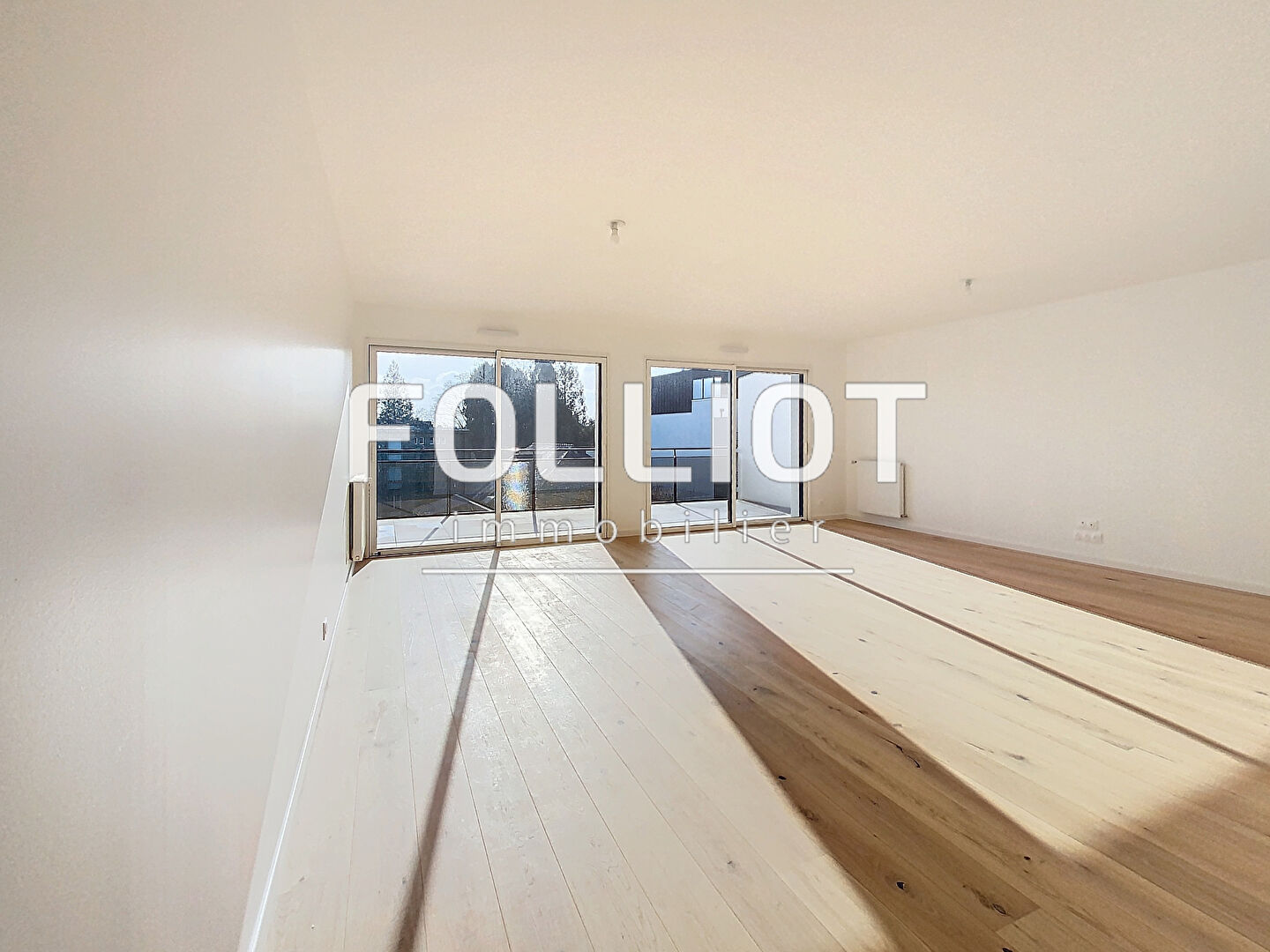 Photo FOUGERES CENTRE, PROGRAMME NEUF: Appt T5 Duplex 144.40 m² image 2/6