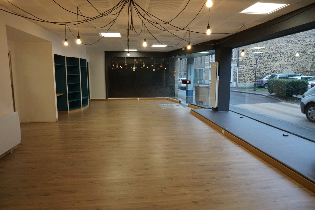 Photo Local d'activité Fougères 2 pièces 116 m² image 4/6