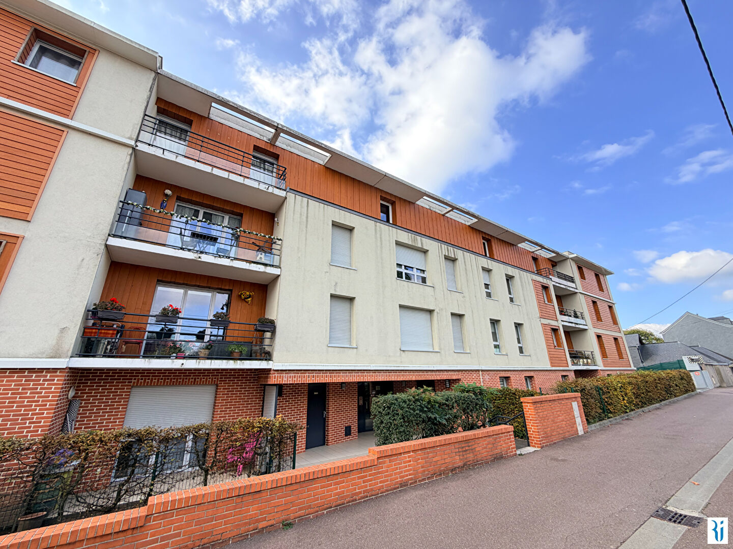 Agence immobilière de 
 LEGAY SAUVAGE - LEGAY SAUVAGE - Bonsecours 
