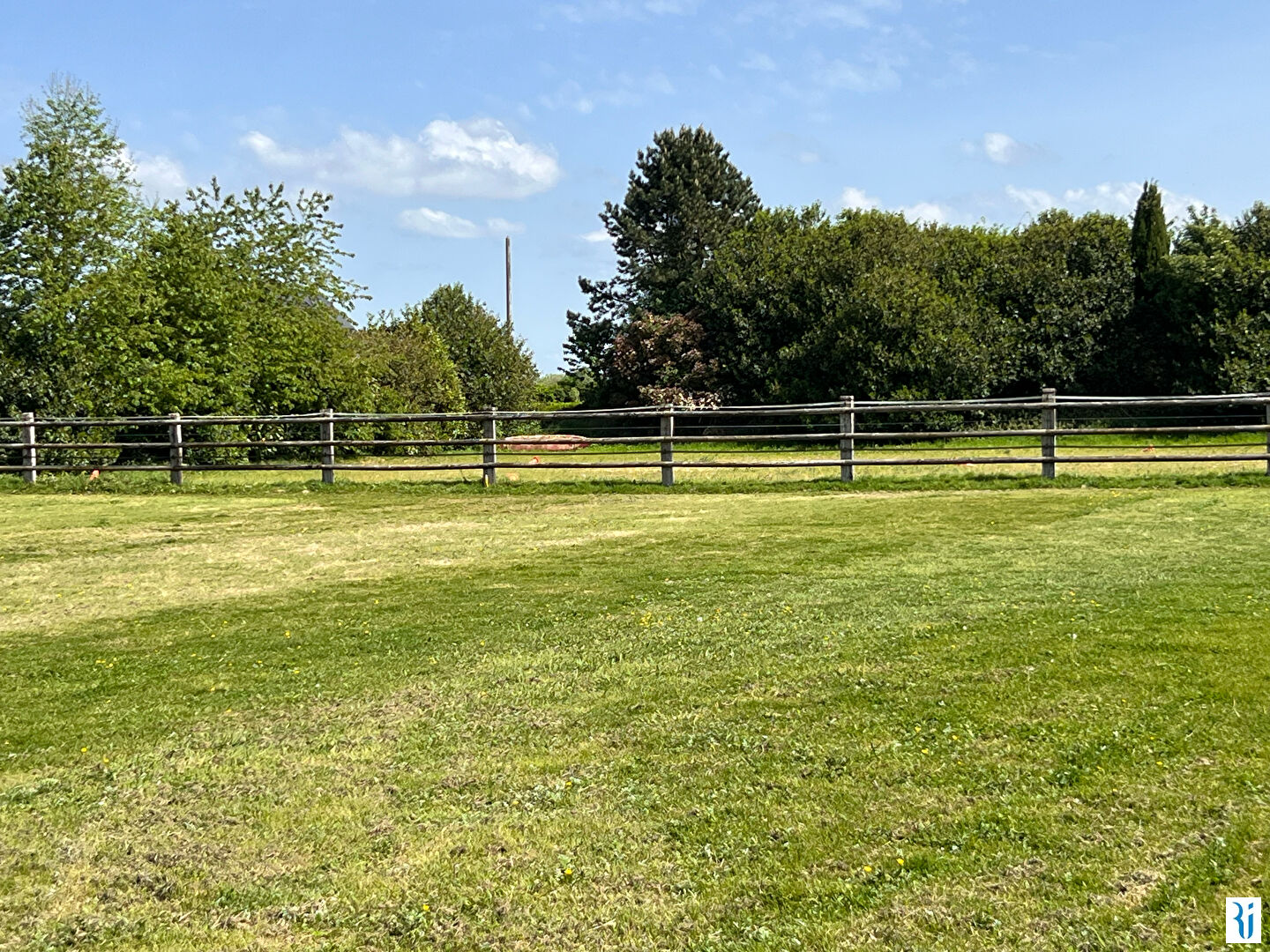 Photo Terrain Isneauville image 4/4