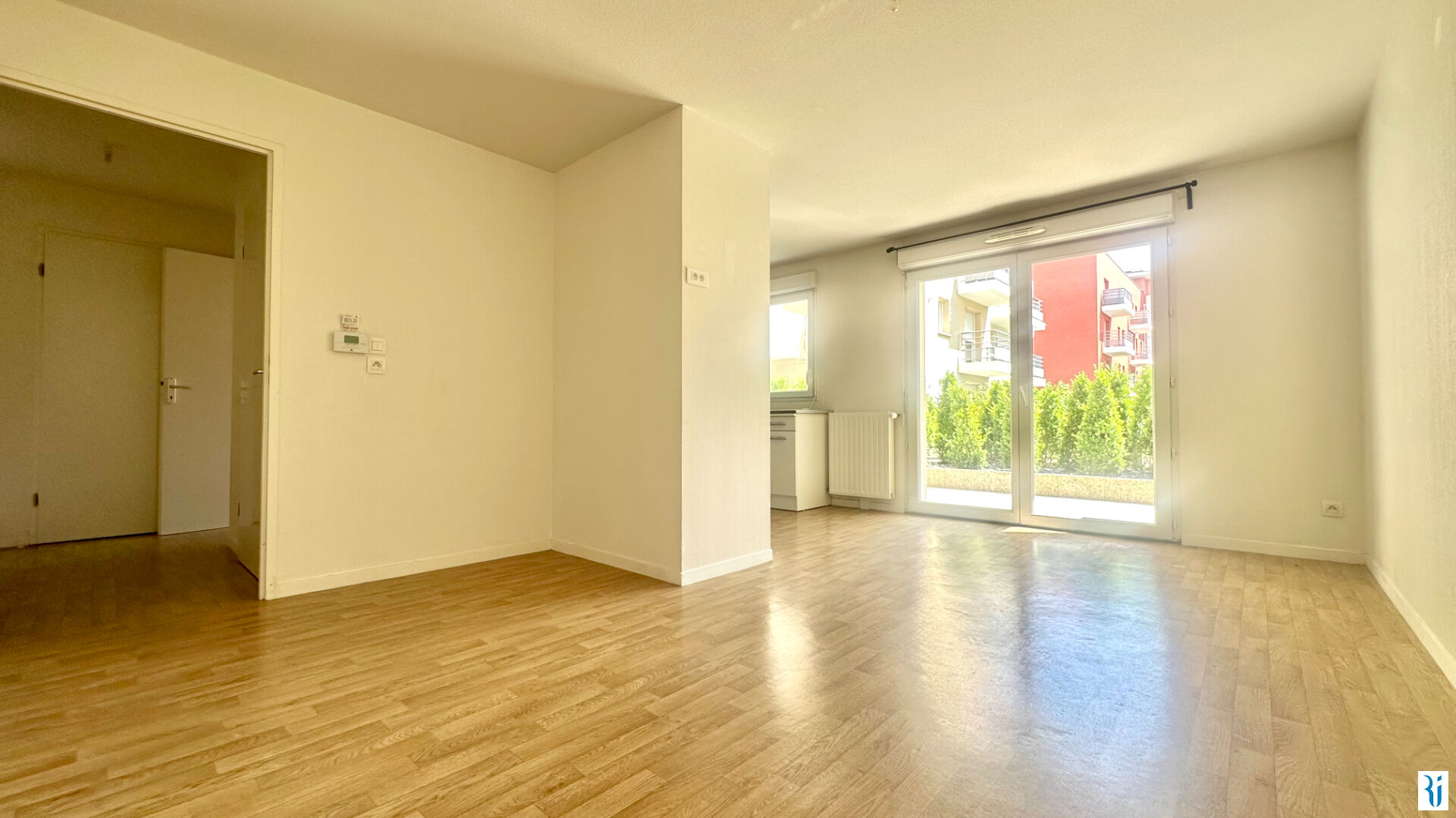 Appartement 2 pièces + Cave + Parking -  LE GRAND-QUEVILLY