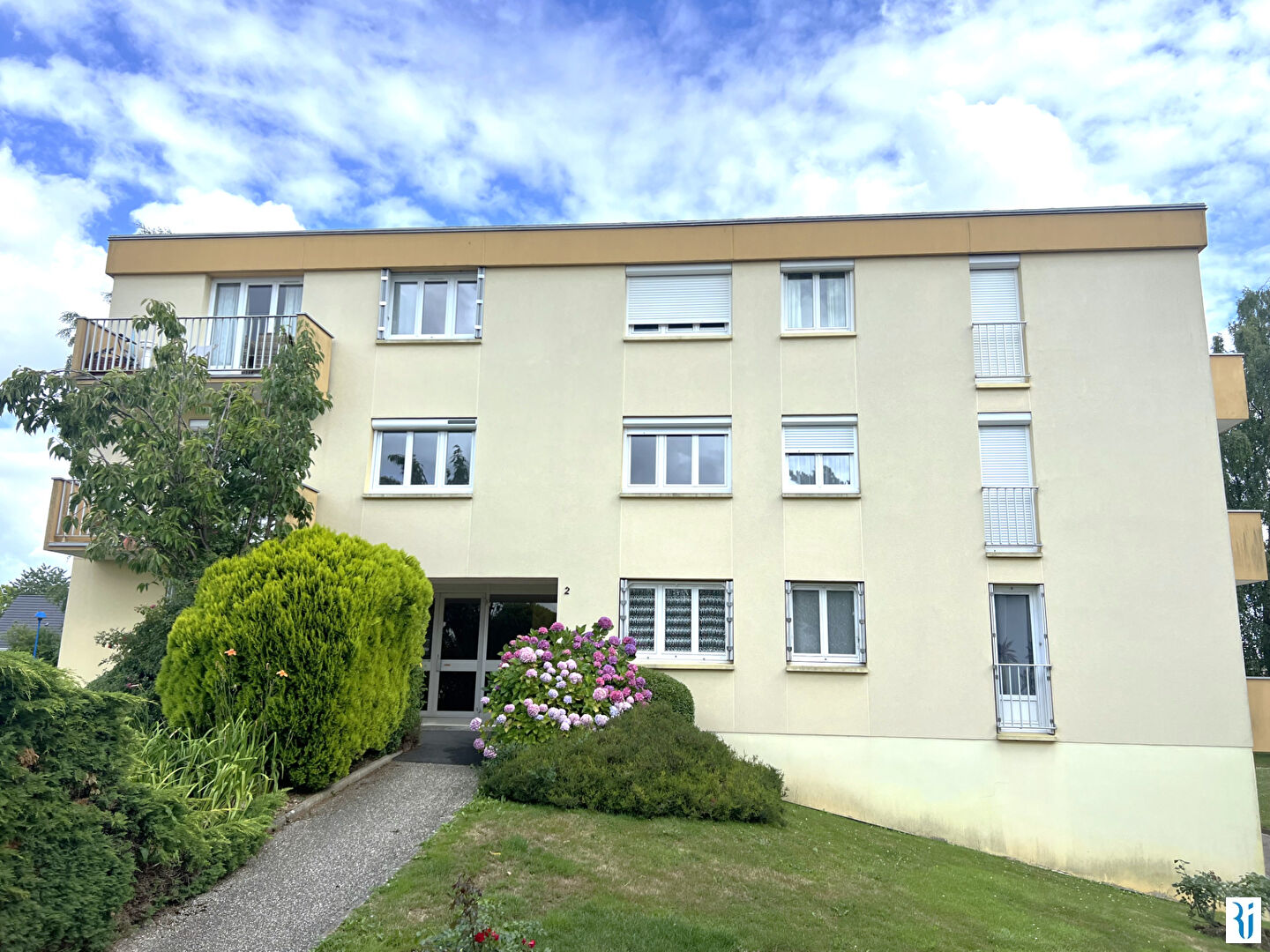 Agence immobilière de 
 LEGAY SAUVAGE - LEGAY SAUVAGE - Bonsecours 
