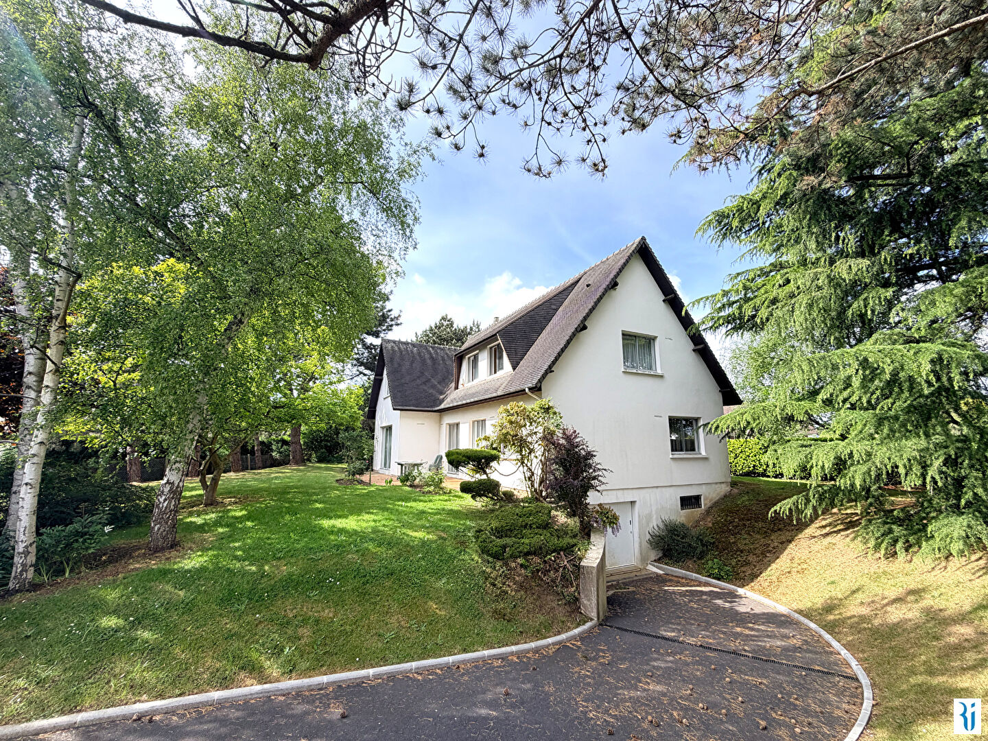 Agence immobilière de 
 LEGAY SAUVAGE - LEGAY SAUVAGE - Bonsecours 
