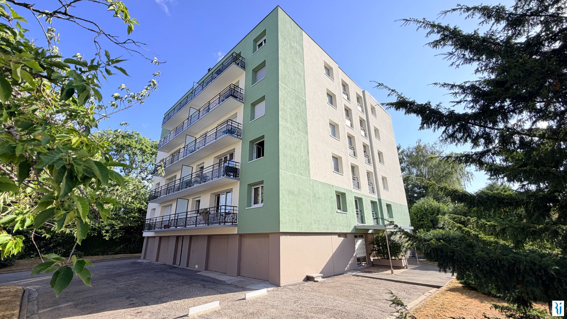 Agence immobilière de 
 LEGAY SAUVAGE - LEGAY SAUVAGE - Bonsecours 

