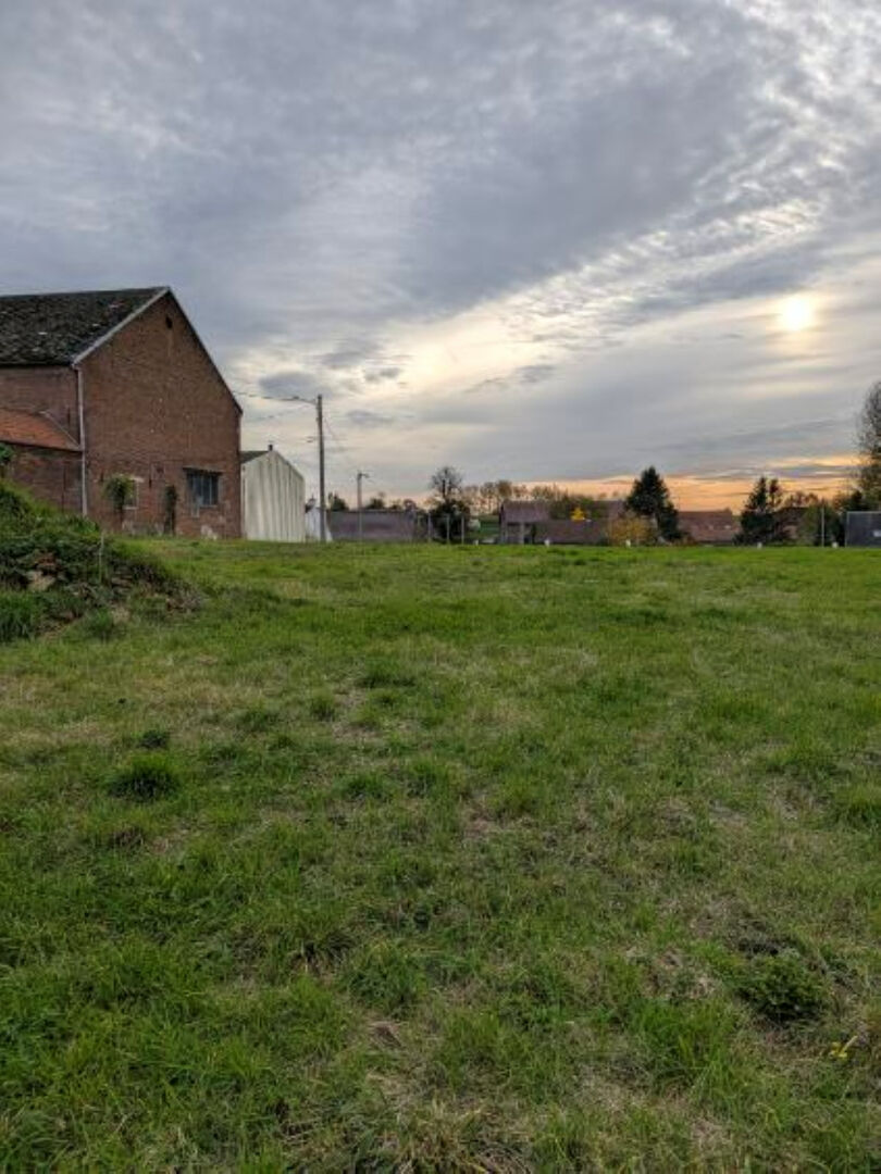 Photo Terrain Vendegies Sur Ecaillon 479 m2 image 1/6