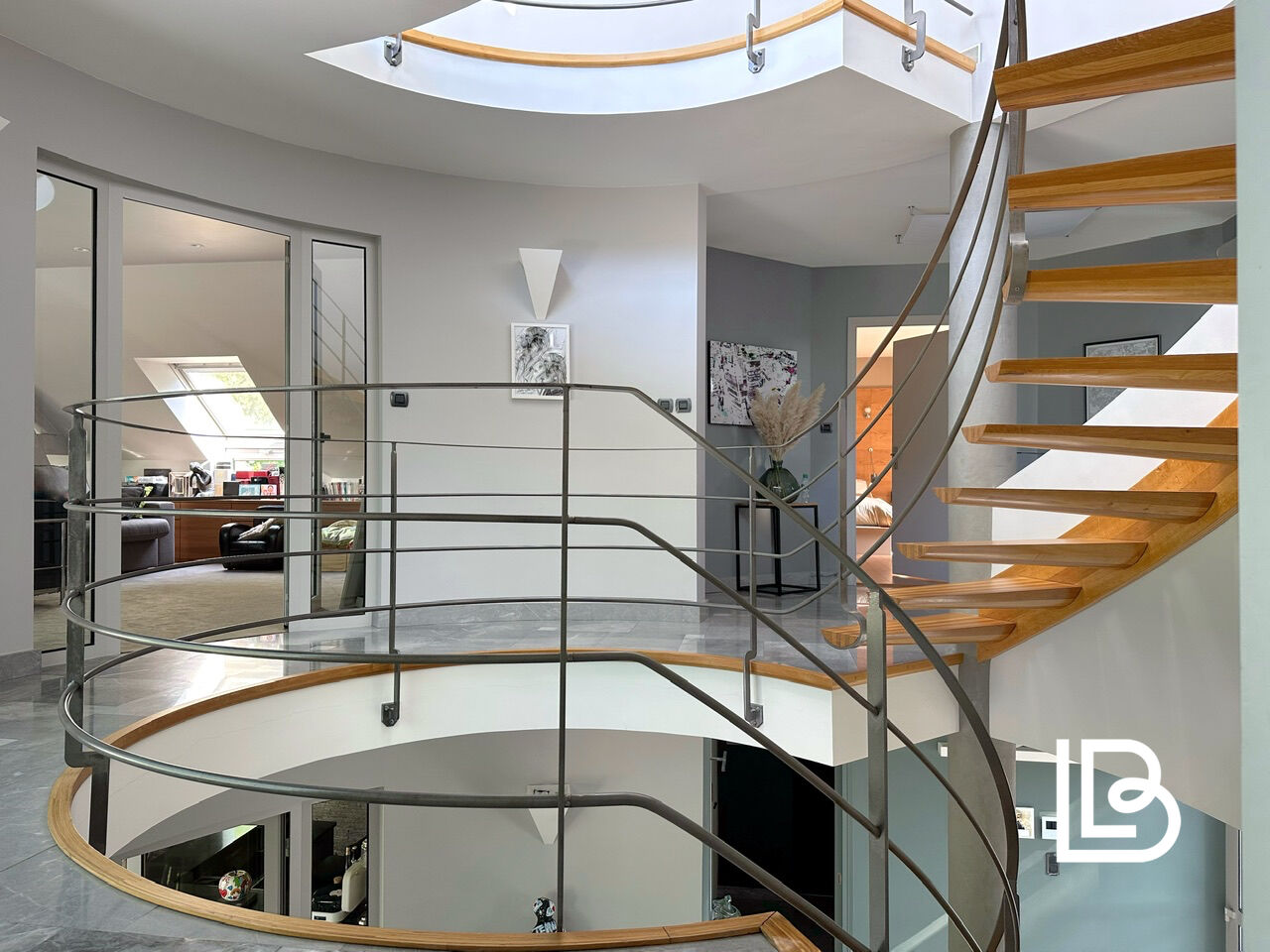 Photo BAIN DE BRETAGNE - Maison contemporaine à vendre - T7 321 m2 image 4/6