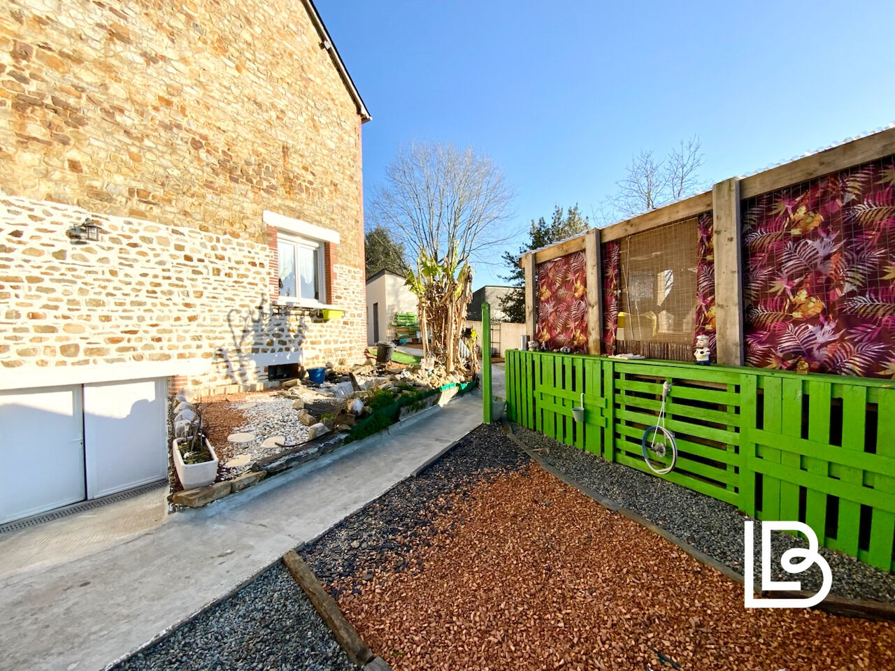 Photo ERCE EN LAMEE - Maison en pierre à vendre - T6 180 m2 image 3/6