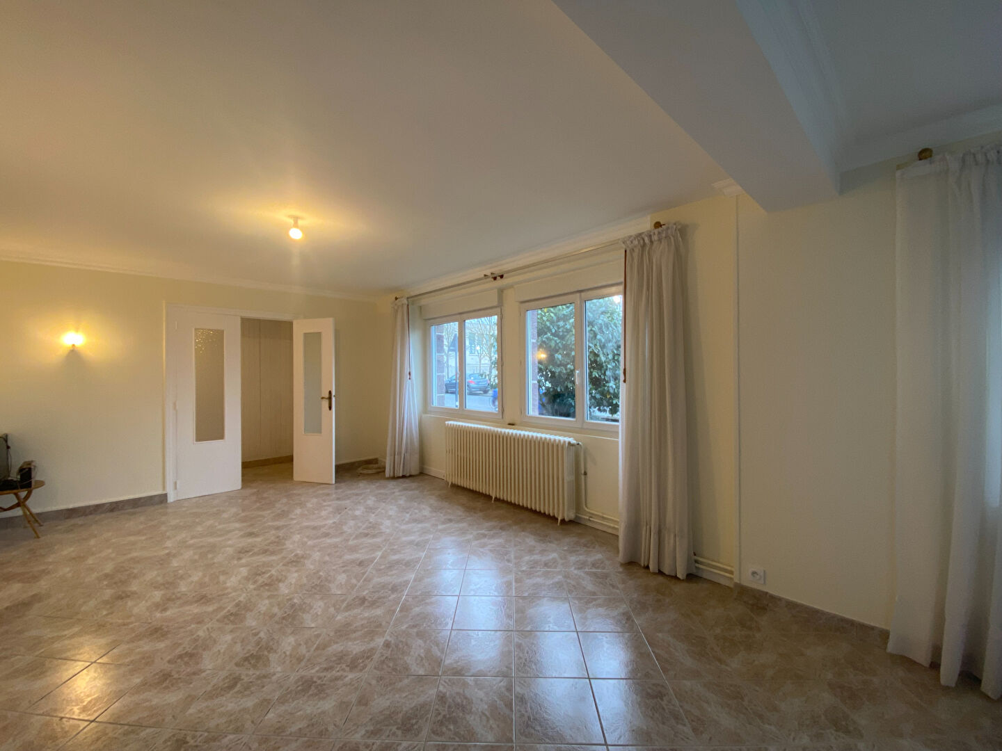 A LOUER SAINT BRIEUC / FREYSSINET, MAISON T6 AVEC JARDIN