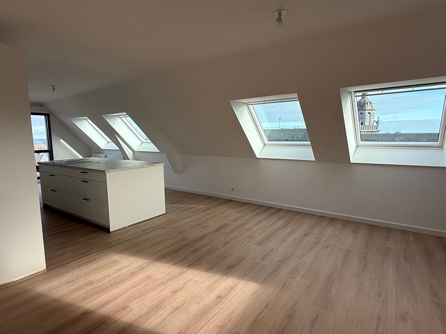 Photo A LOUER LANGUEUX - Appartement T4 neuf 124m² image 2/6