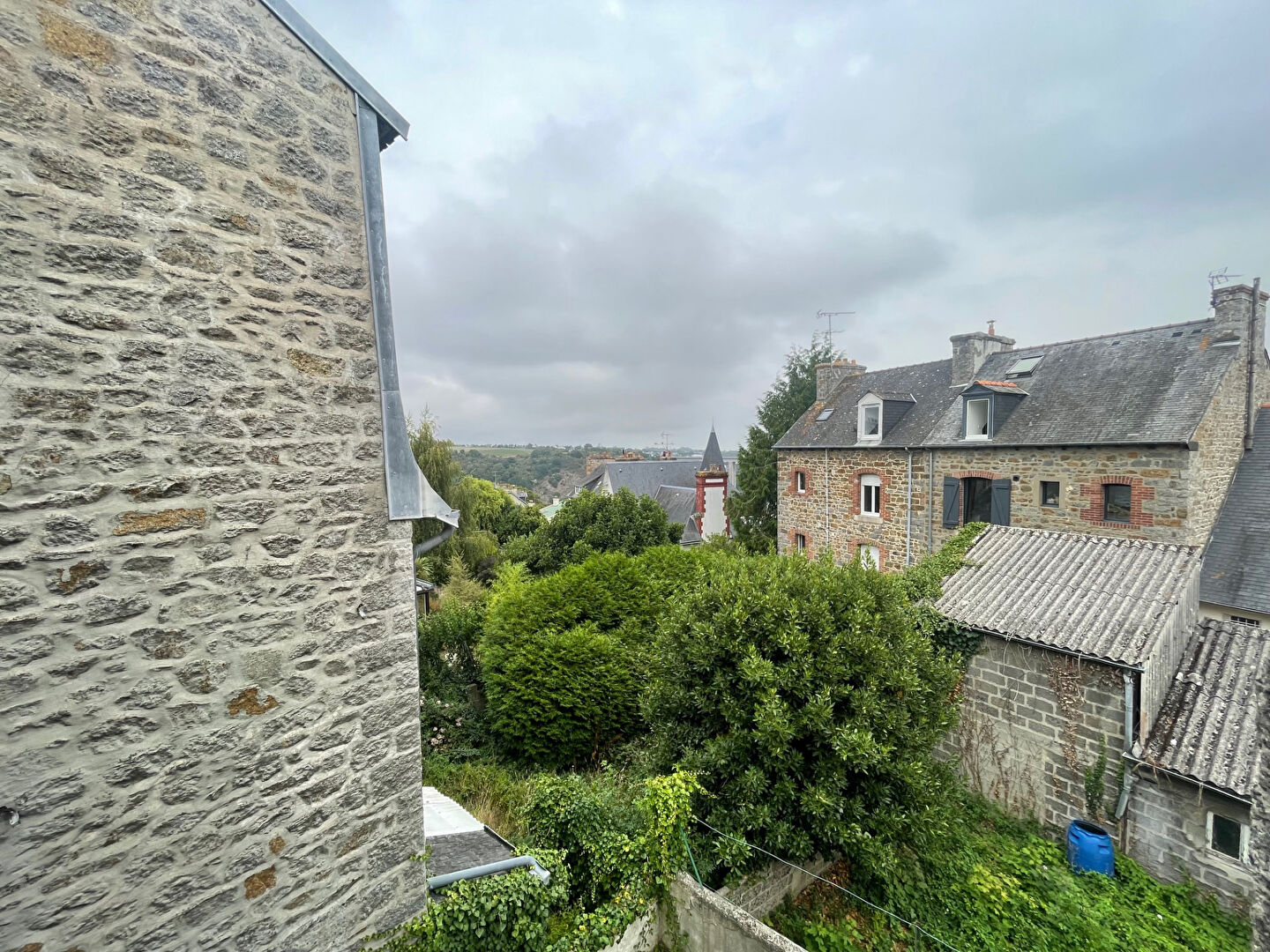 ST-BRIEUC ST MICHEL TRES BELLE OPPORTUNITE, au calme maison T4 avec garage