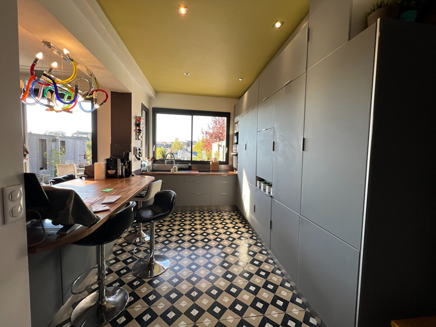 Photo A LOUER SAINT BRIEUC/ SAINT MICHEL, triplex avec jardin 180m² image 3/6