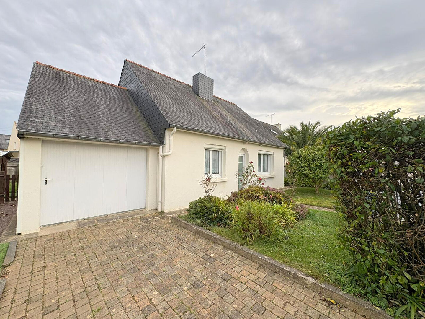 PLERIN ST-LAURENT DE LA MER, maison T3 avec jardin