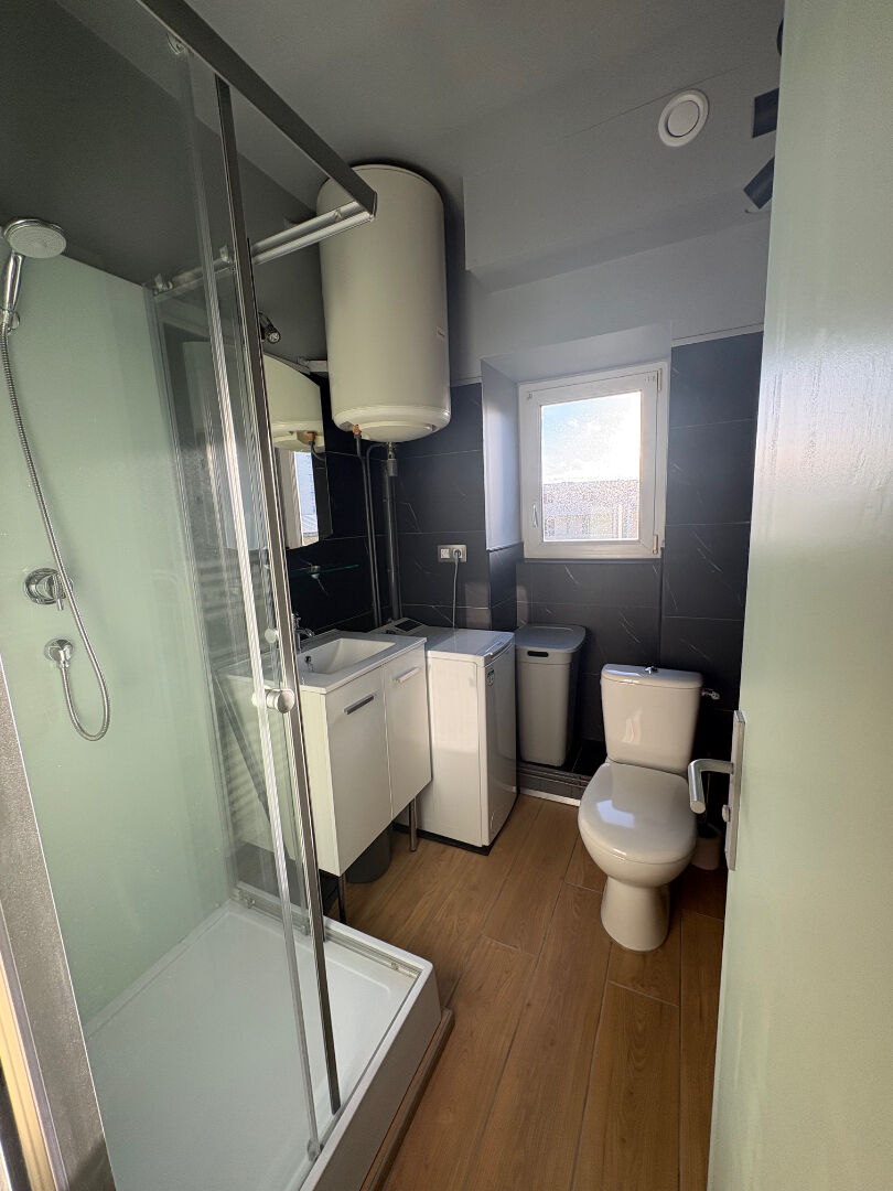 Photo À LOUER ! SAINT-BRIEUC / GARE  Appartement T2 MEUBLÉ image 5/5