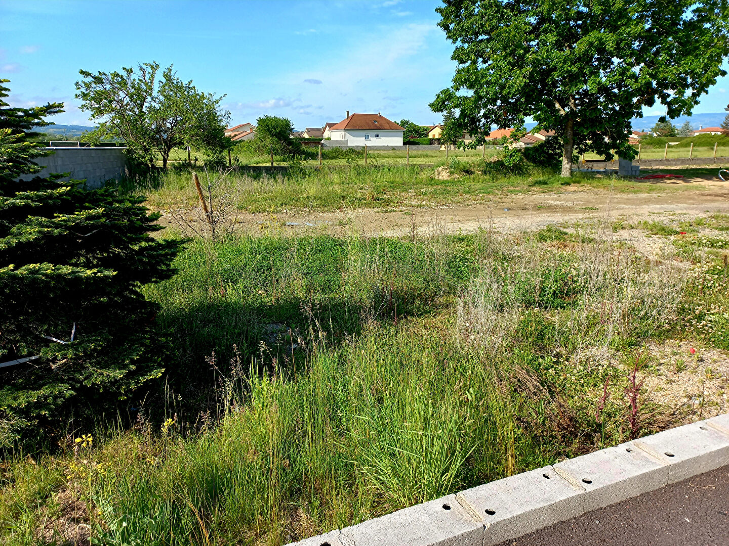 Photo Terrain + maison (parcelle de 655 m²). Ref  465 image 5/5