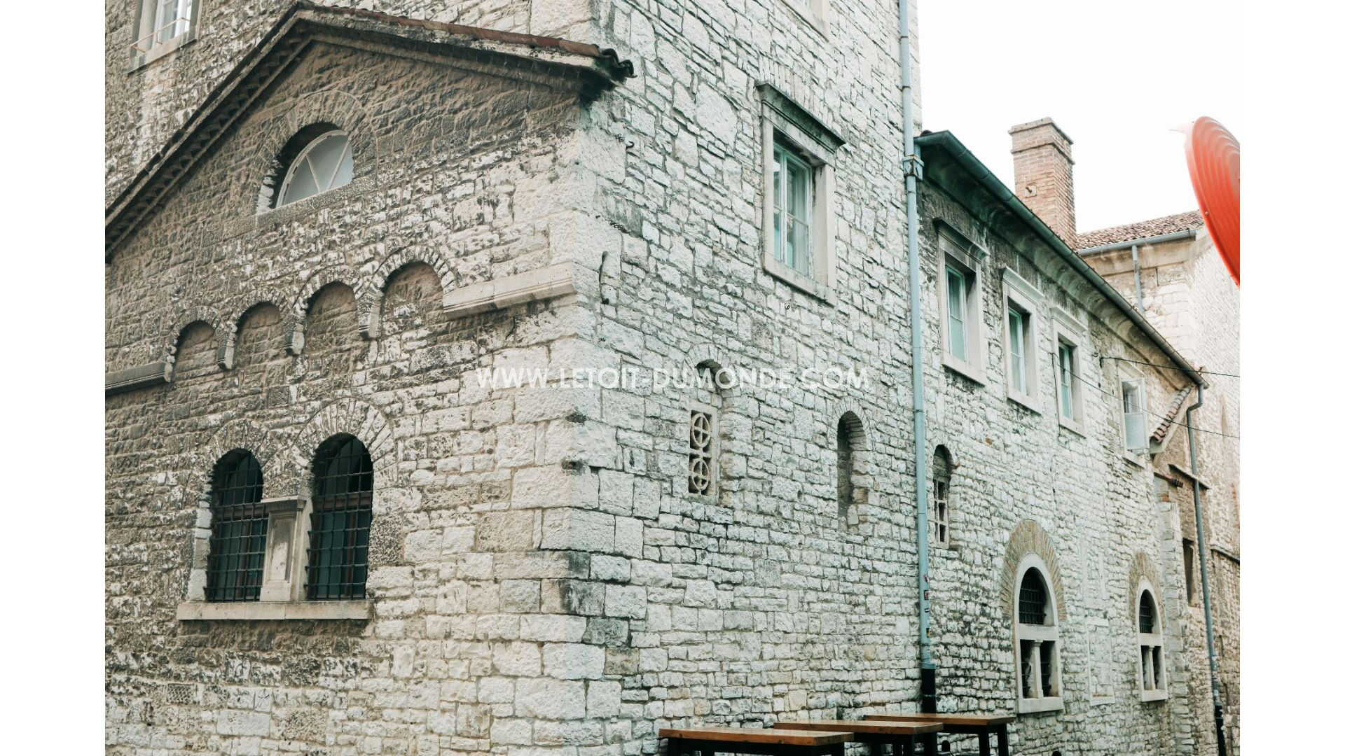 Agence immobilière de LE TOIT DU MONDE