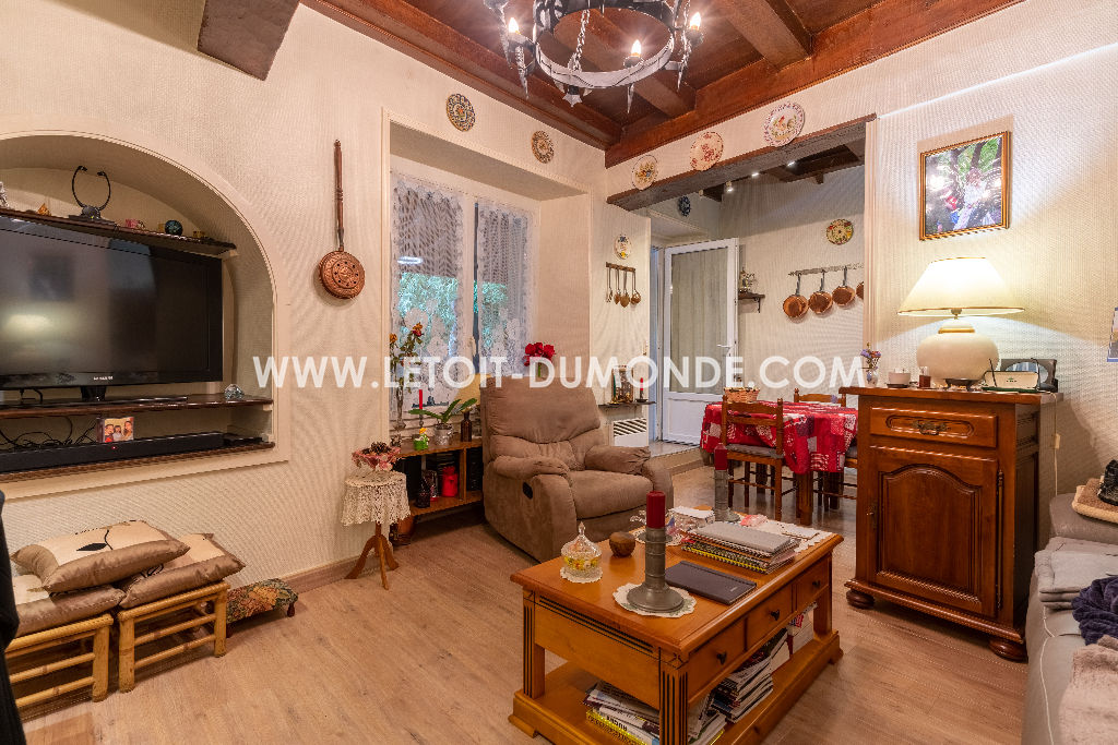 Photo Maison de ville de 109m² à Brantôme. image 3/6