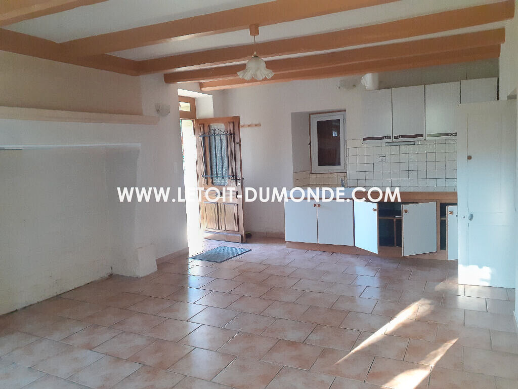 Photo Maison en pierres avec une grange, un terrain de 2400m². image 4/6