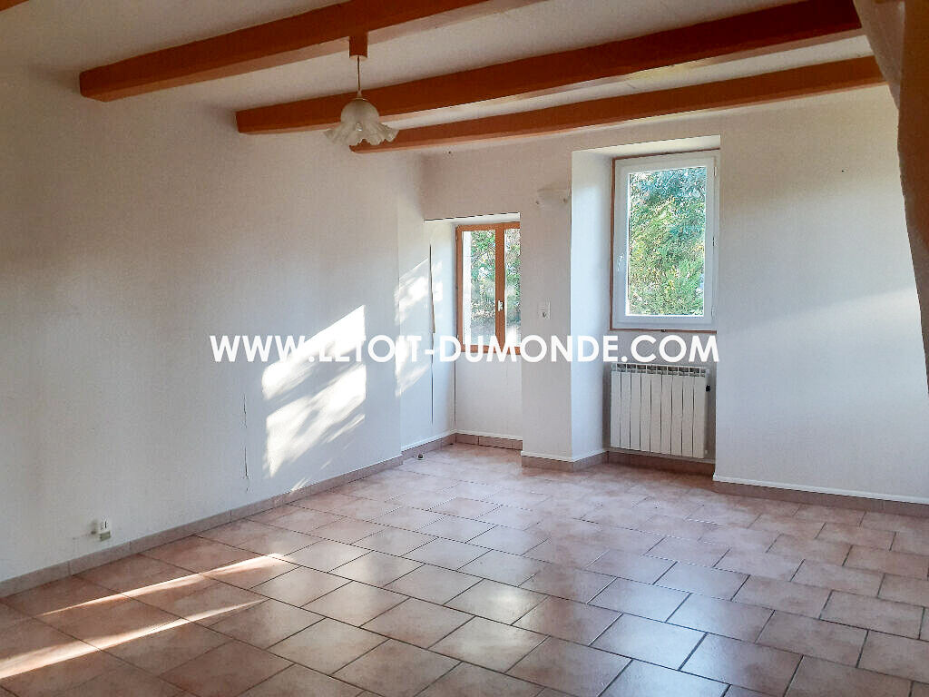Photo Maison en pierres avec une grange, un terrain de 2400m². image 6/6