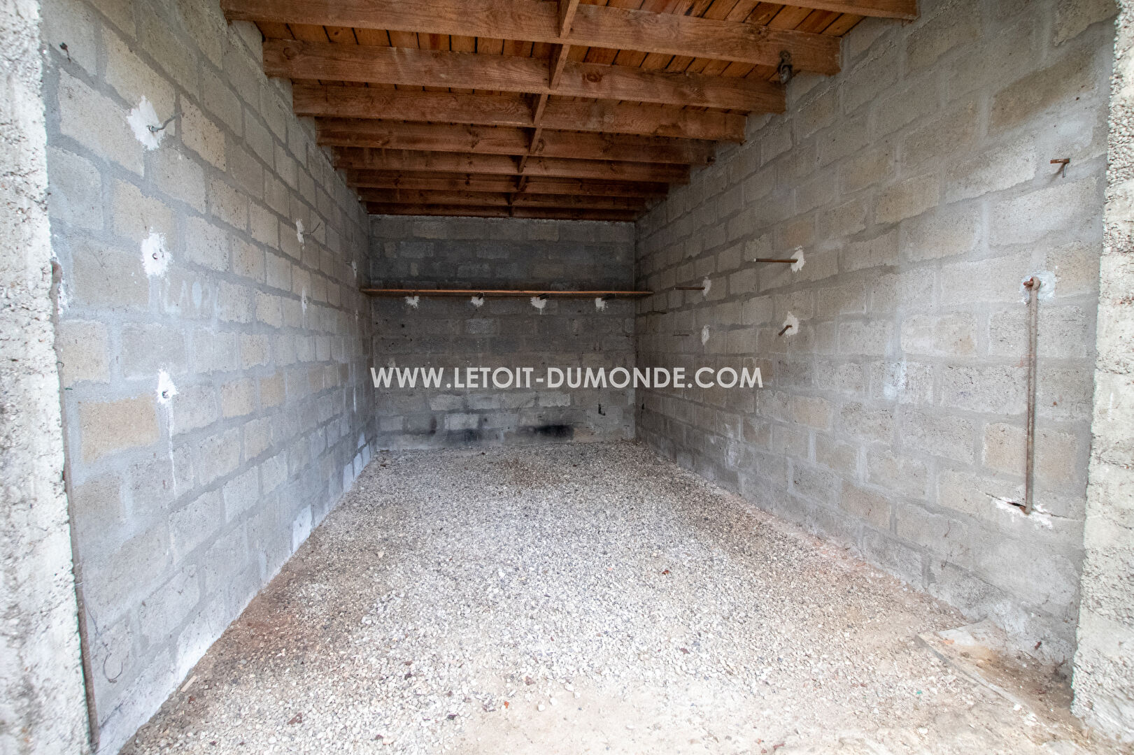 Garage fermé secteur Saint Georges de Périgueux