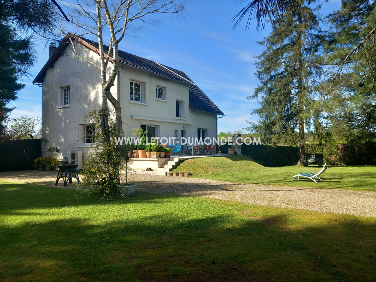 Agence immobilière de LE TOIT DU MONDE