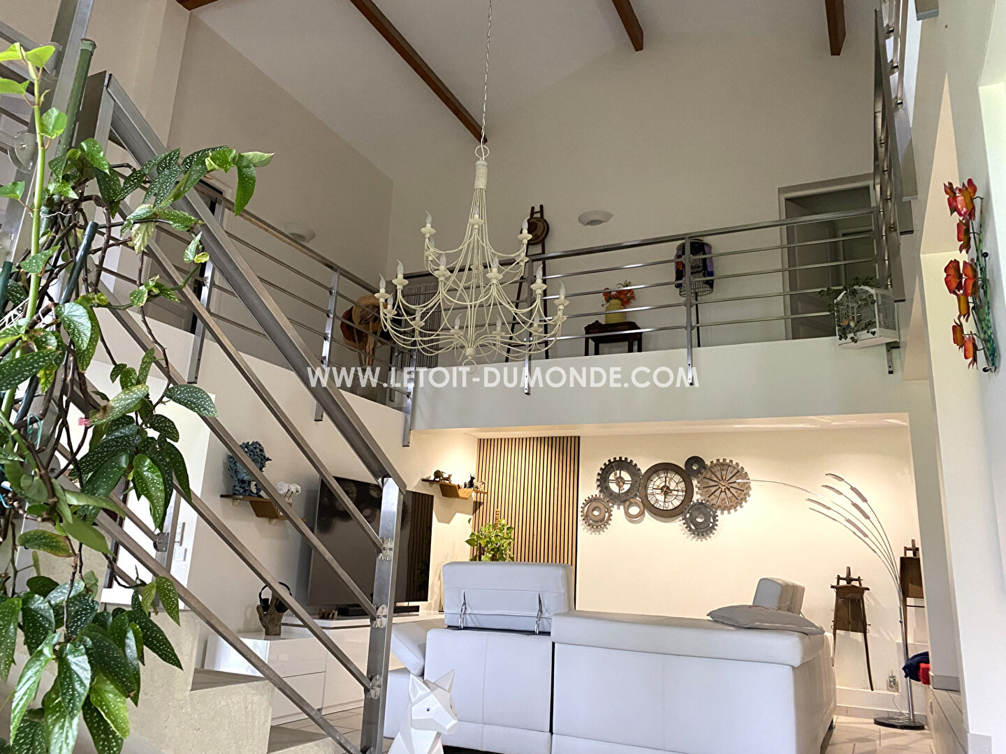 Photo Superbe maison en pierre atypique au calme avec vue image 5/6