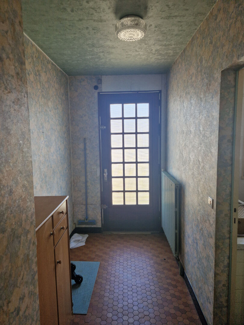 Photo LA LOUPE GARE ET COMMERCE A PIED image 6/6