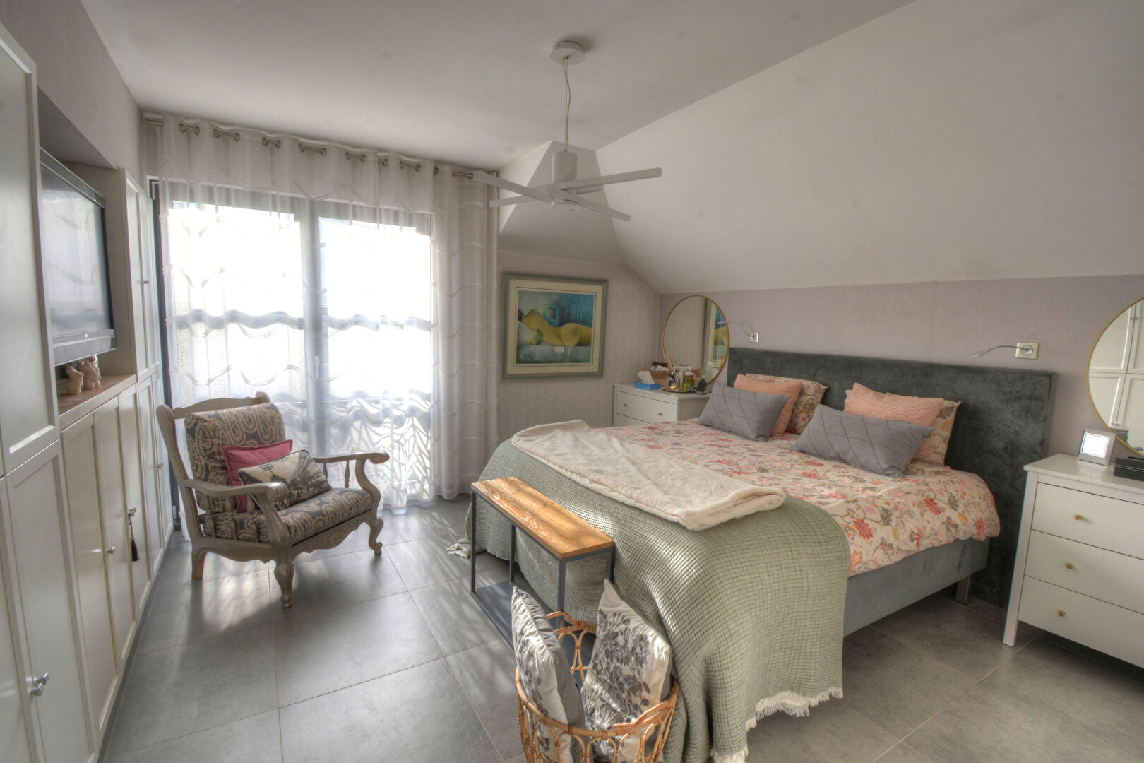 Photo Propriété contemporaine d'env 200 m² sur près de 7 ares image 6/6