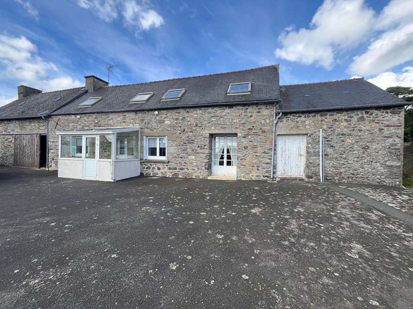 Maison  Lanfains  Bourg - 6 pièce(s) 104 m2