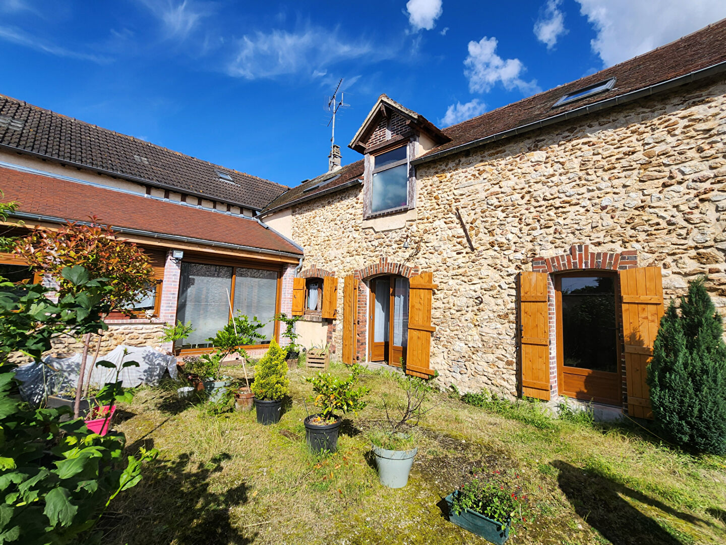 Agence immobilière de L'IMMOBILIERE DE LA GARE Maintenon - L'IMMOBILIERE DE LA GARE