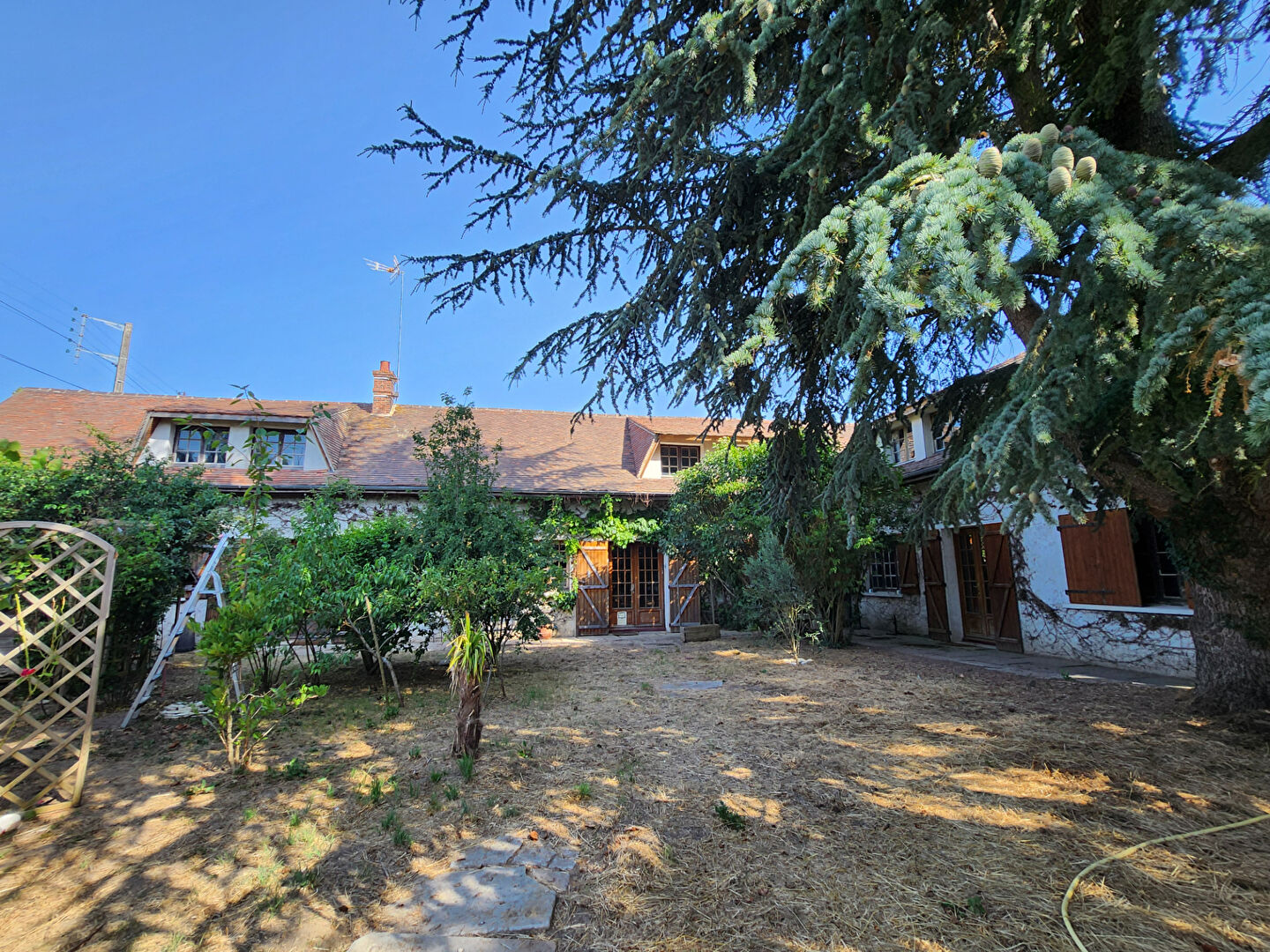 MAINTENON 5' maison ancienne, 260m²