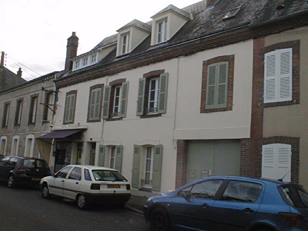 Immeuble situé à Maintenon