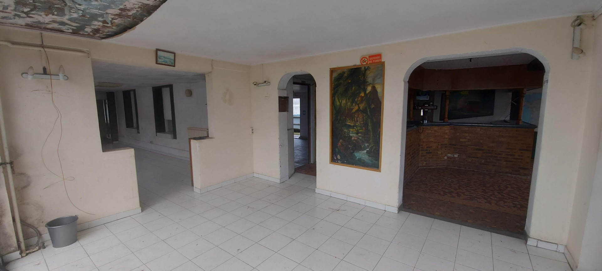 Photo MAINTENON 10 mn Ensemble immobilier à rénover image 3/6