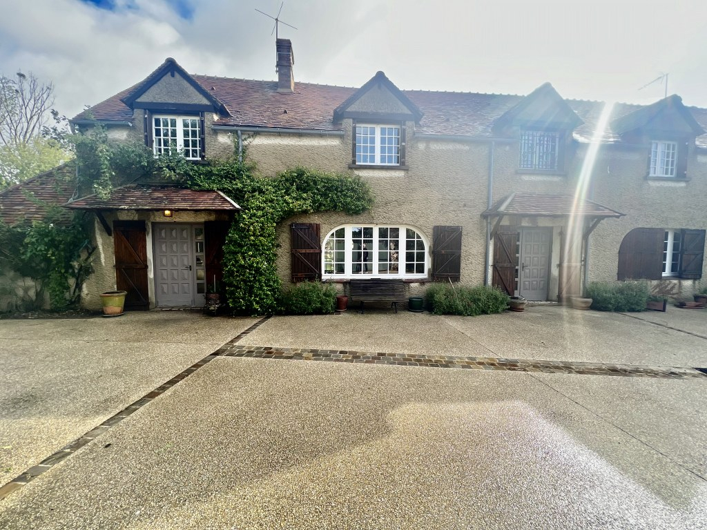 Photo GALLARDON PROCHE, Belle propriété ancienne image 4/6