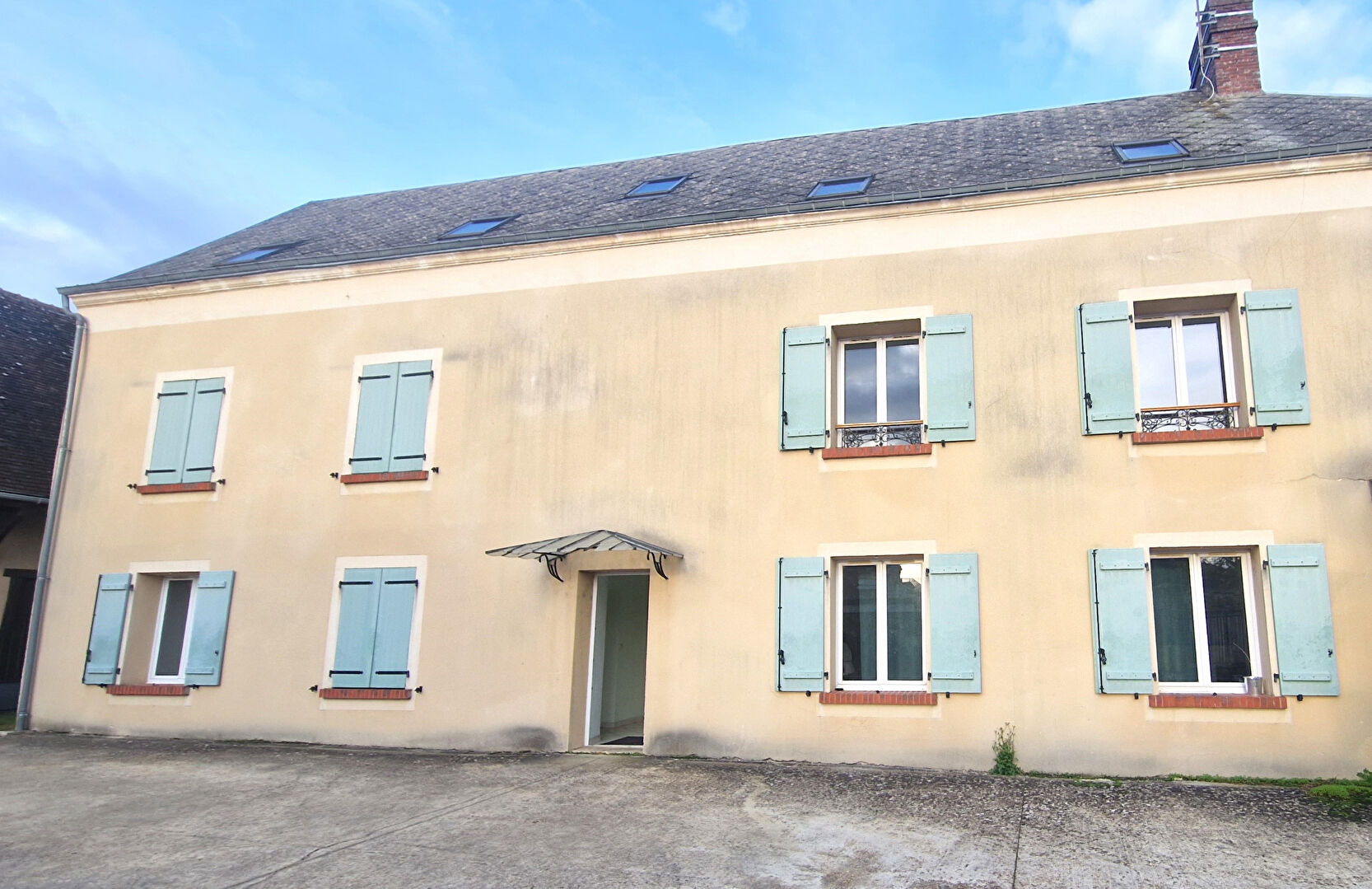 Vallee de l'eure Immeuble de rapport de 4 appartements