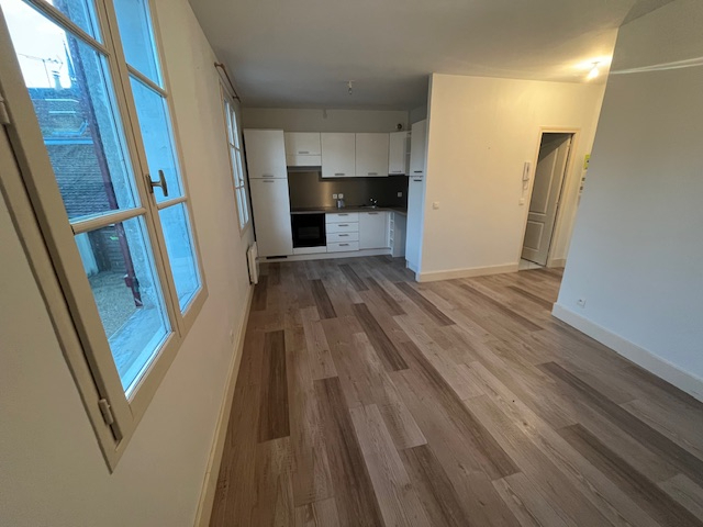 Photo Immeuble Nogent Le Roi Centre image 3/6