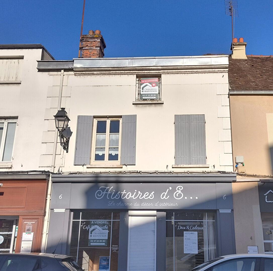 Photo IMMEUBLE  CENTRE MAINTENON image 2/6