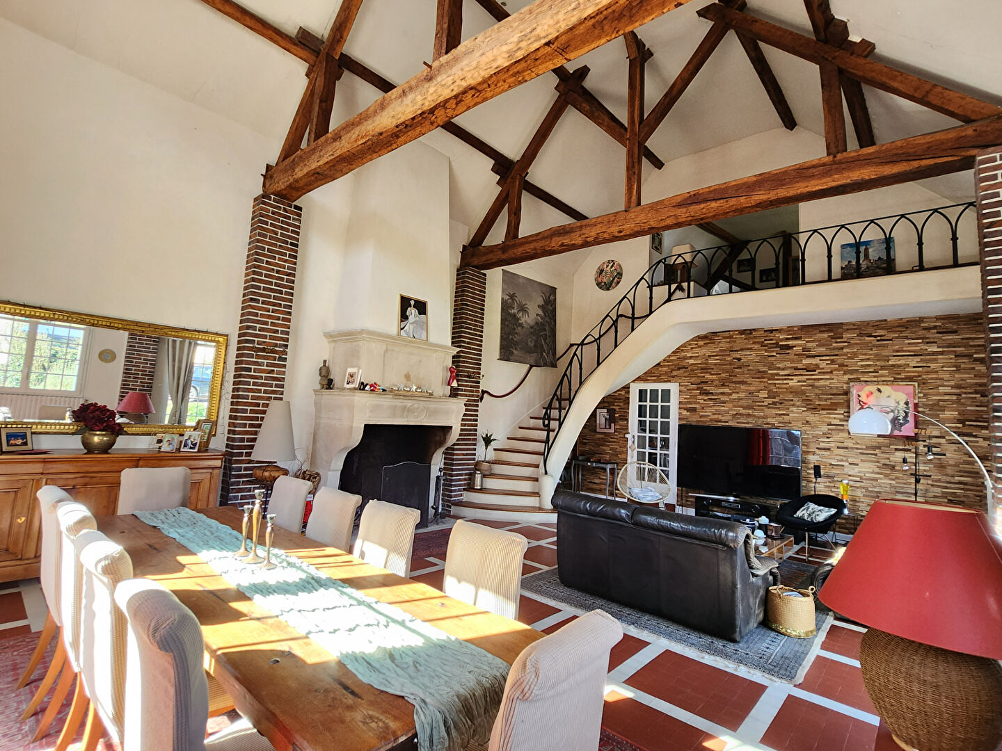 Photo 12' EPERNON, maison ancienne 160m²  avec dépendance, bordée par canal image 3/6