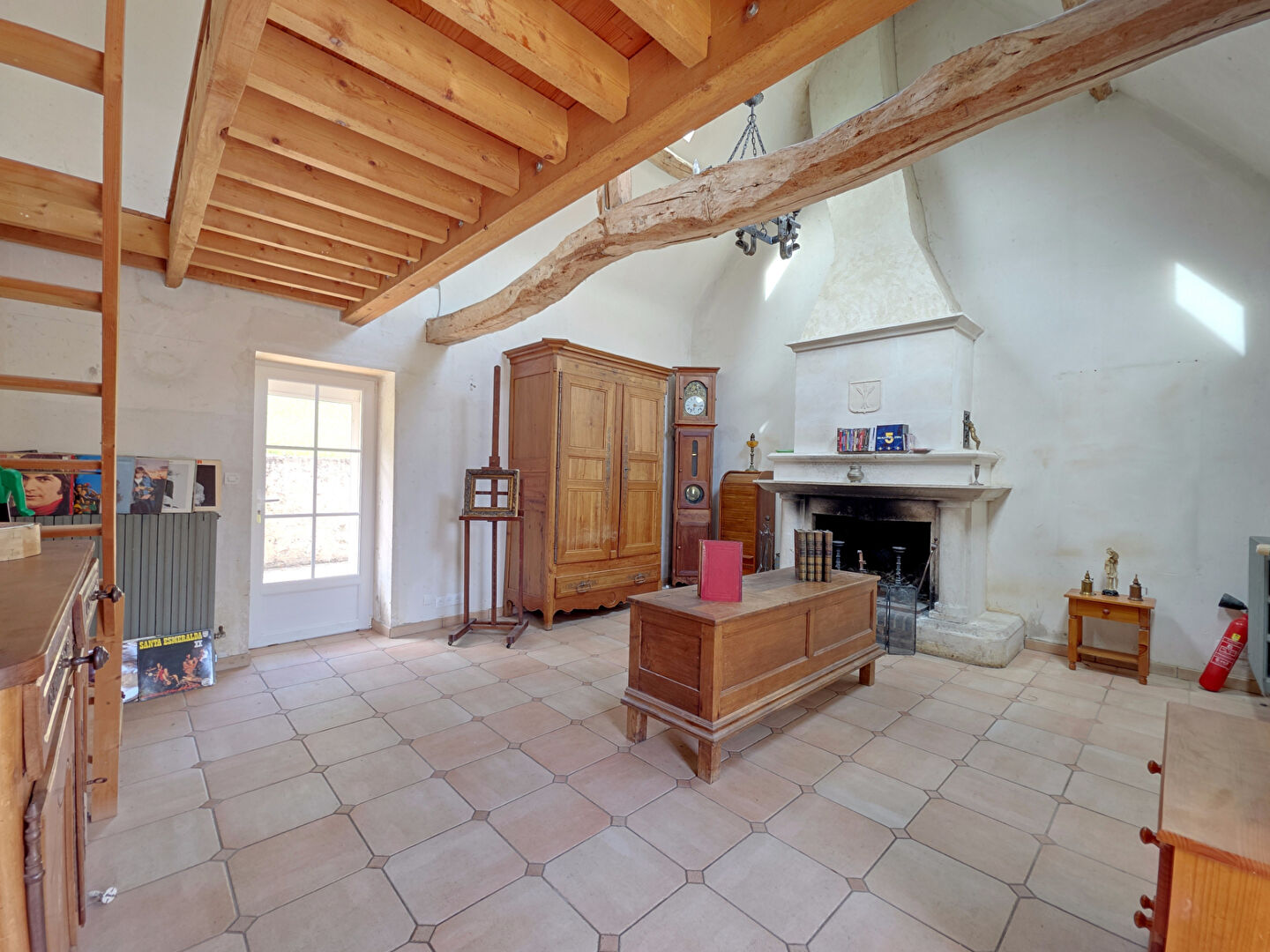 Photo MAISON ANCIENNE 3 mn du centre de NOGENT LE ROI image 2/6