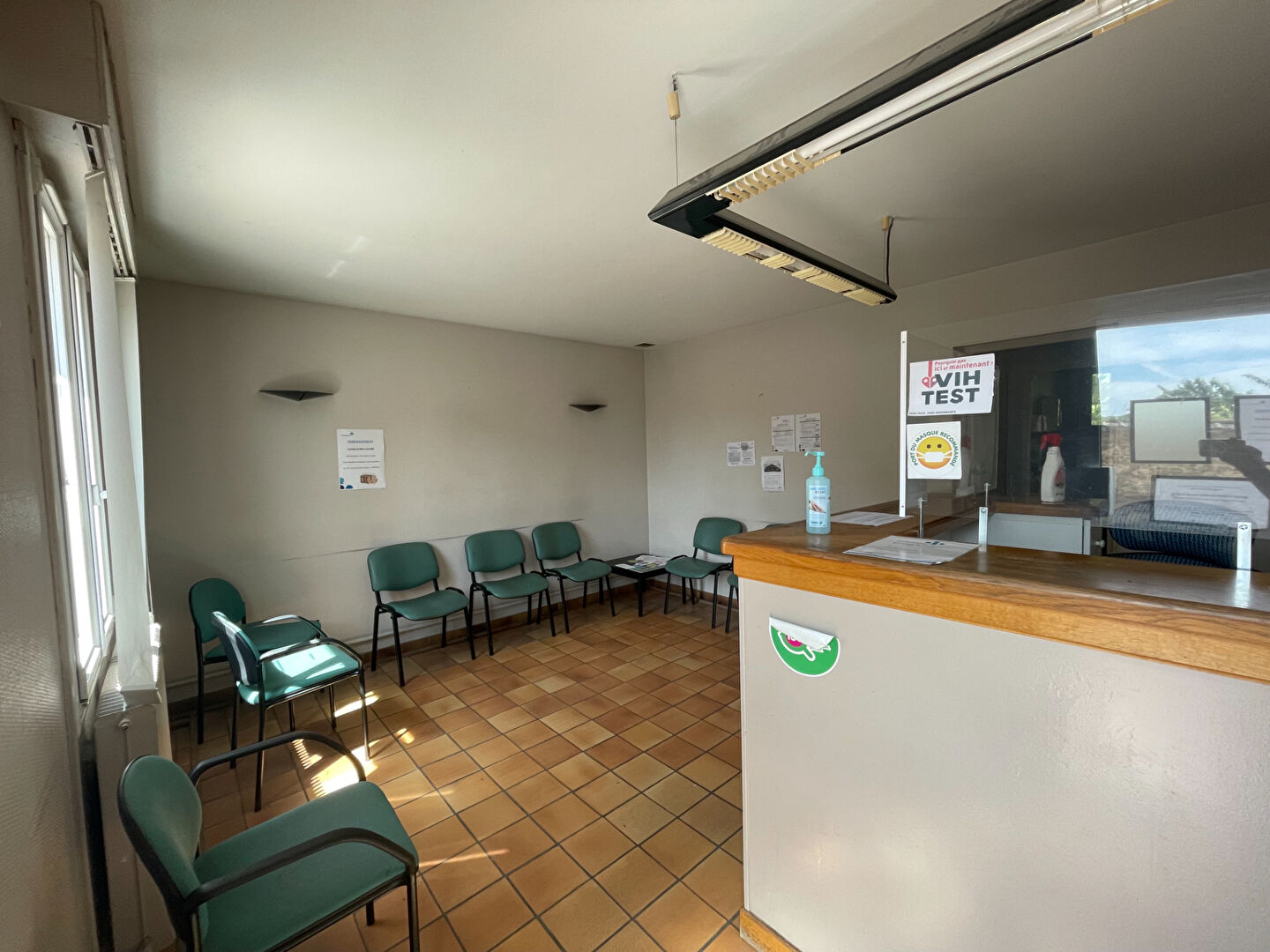 Photo Maison  à rénover  Epernon 9 pièces 150 m2 image 2/6