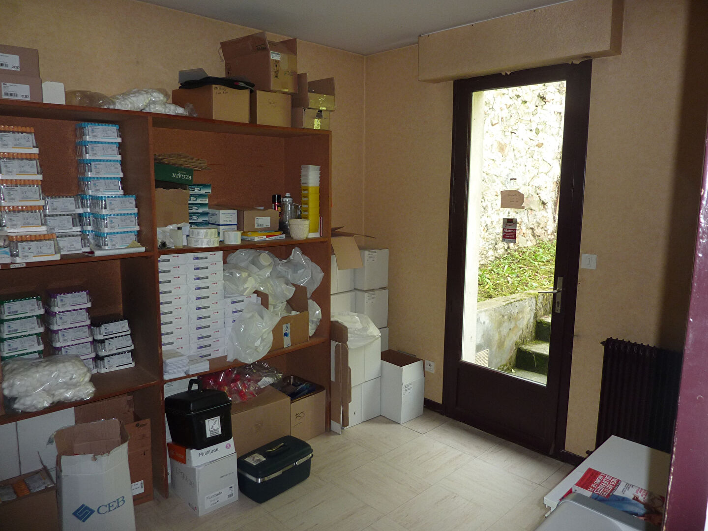 Photo Maison  à rénover  Epernon 9 pièces 150 m2 image 5/6