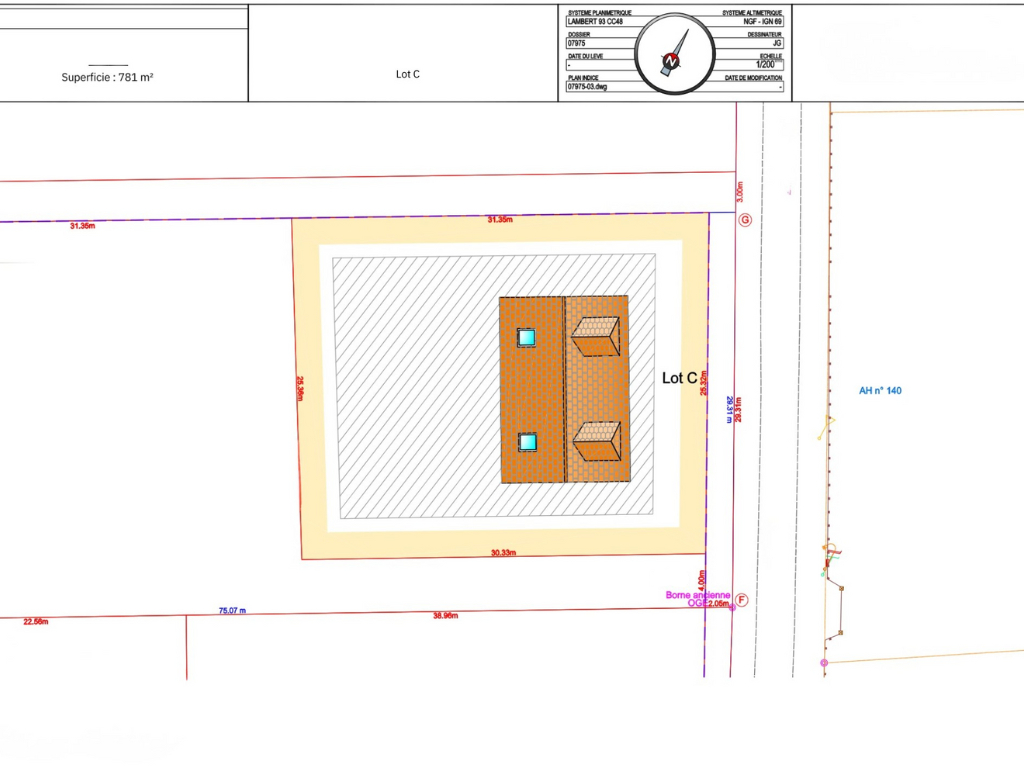 Terrain Coulombs 781 m2