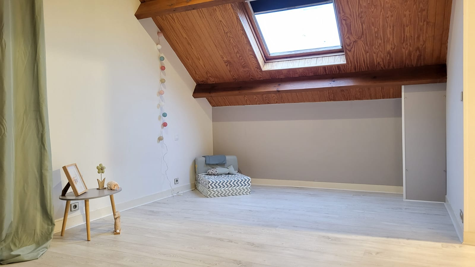 Photo MAISON HANCHES GARE , COMMERCES , LYCEE image 5/6